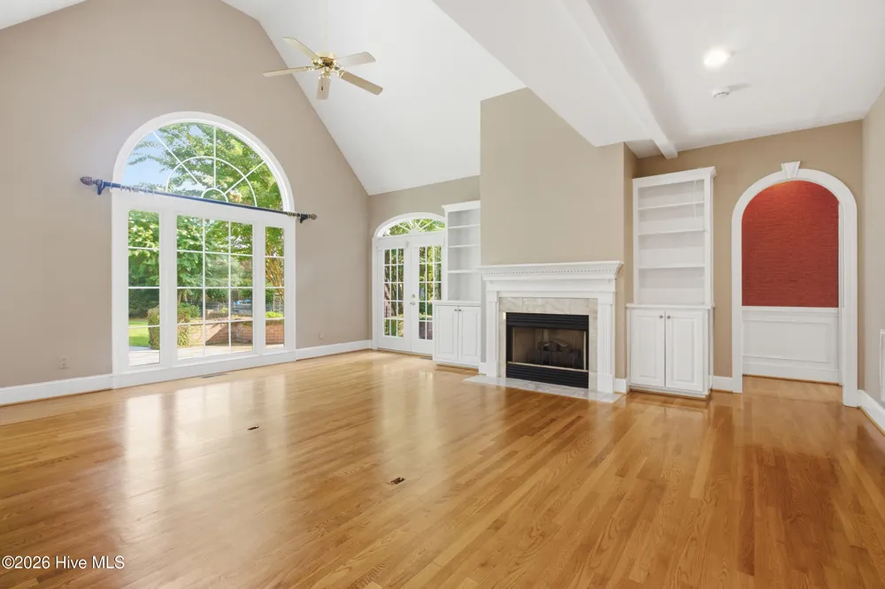 1107 Country Club Drive Trent Woods, NC 28562