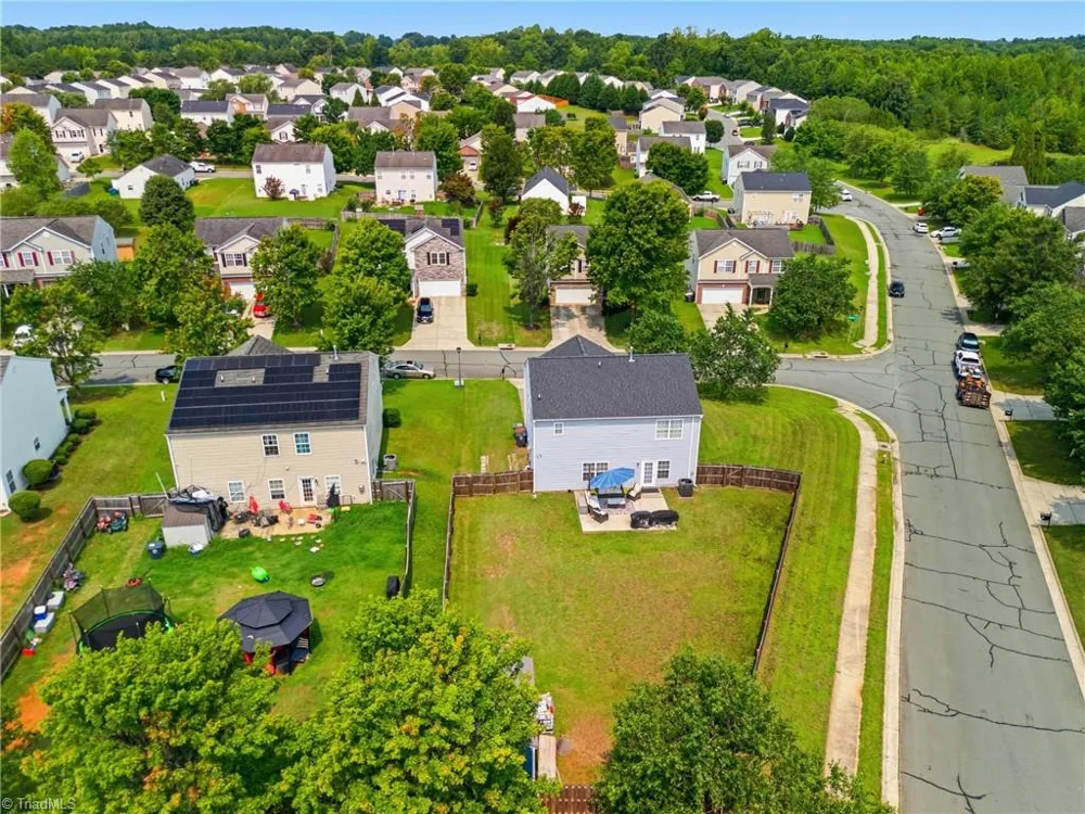 4820 Redland Court McLeansville, NC 27301