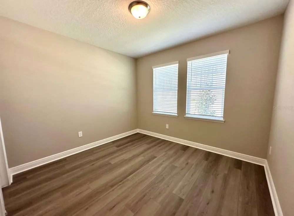2122 DIVOT DRIVE Daytona Beach, FL 32124
