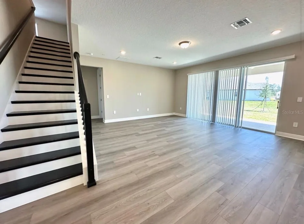 2122 DIVOT DRIVE Daytona Beach, FL 32124