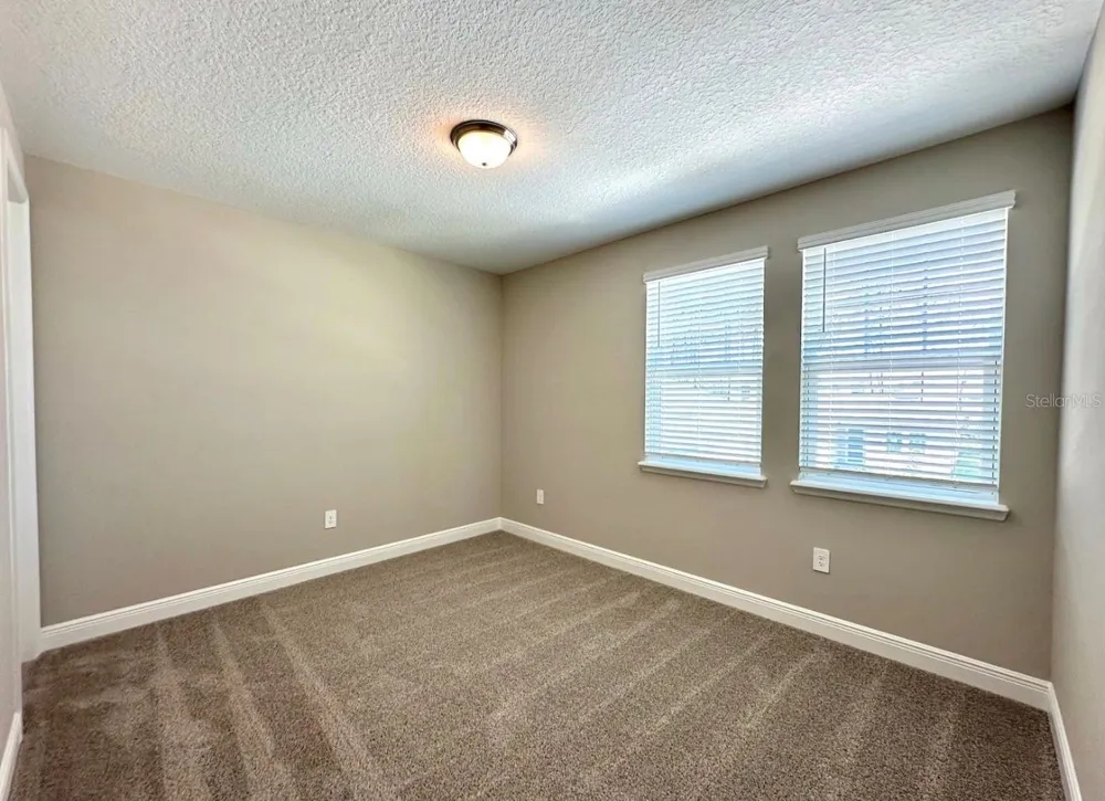 2122 DIVOT DRIVE Daytona Beach, FL 32124