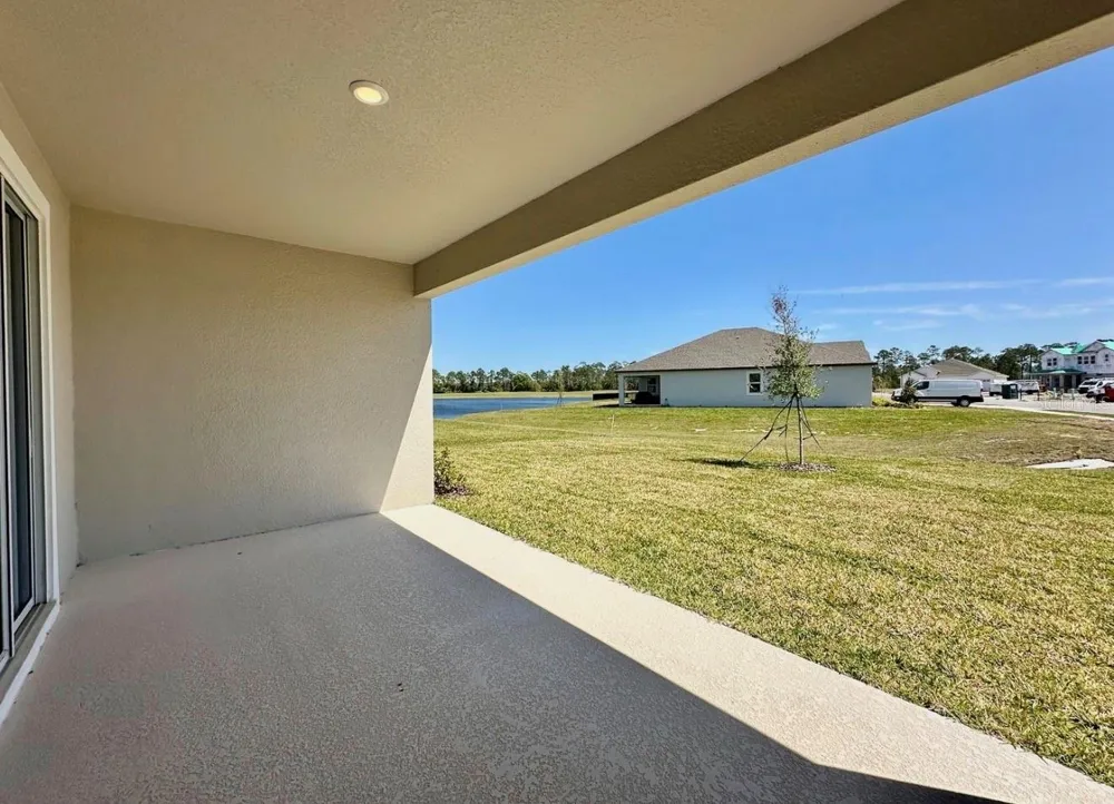 2122 DIVOT DRIVE Daytona Beach, FL 32124