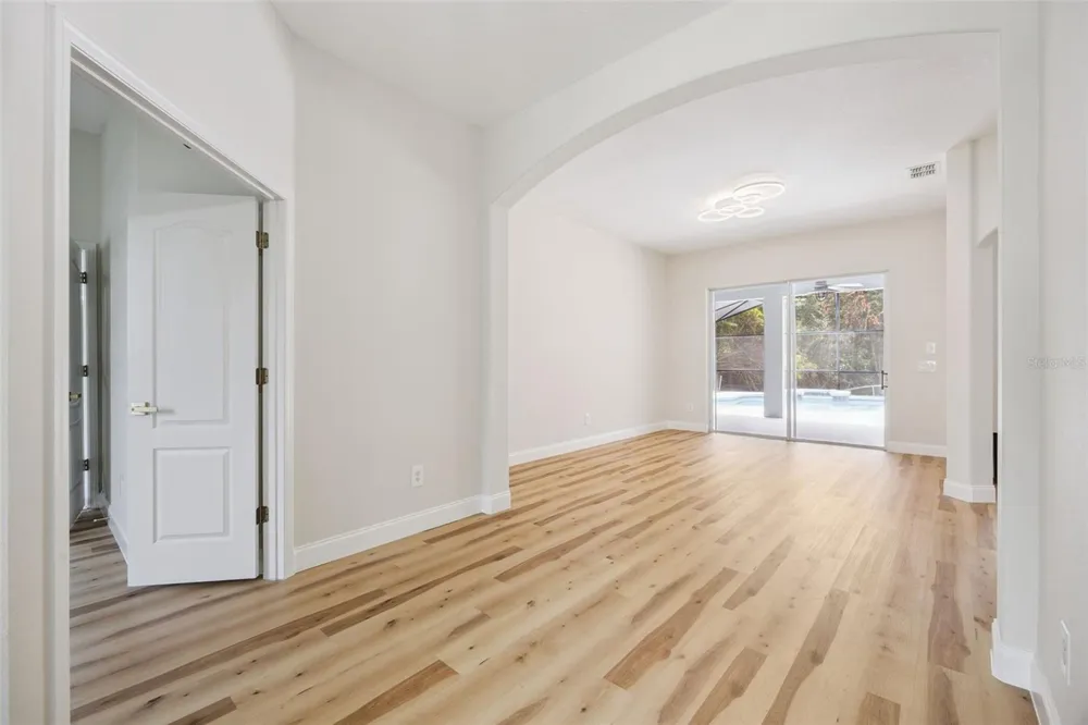 418 COVERED BRIDGE DRIVE Ocoee, FL 34761
