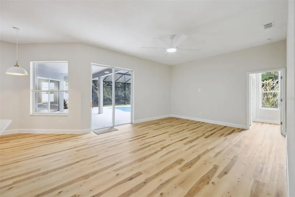 418 COVERED BRIDGE DRIVE Ocoee, FL 34761