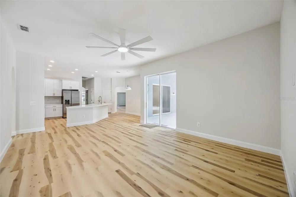 418 COVERED BRIDGE DRIVE Ocoee, FL 34761