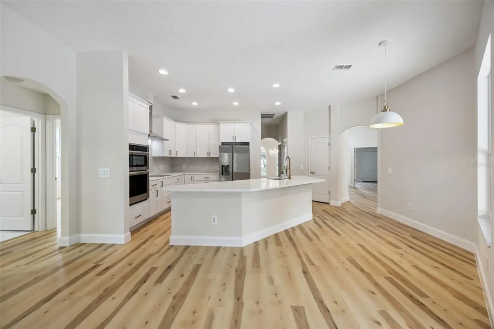 418 COVERED BRIDGE DRIVE Ocoee, FL 34761