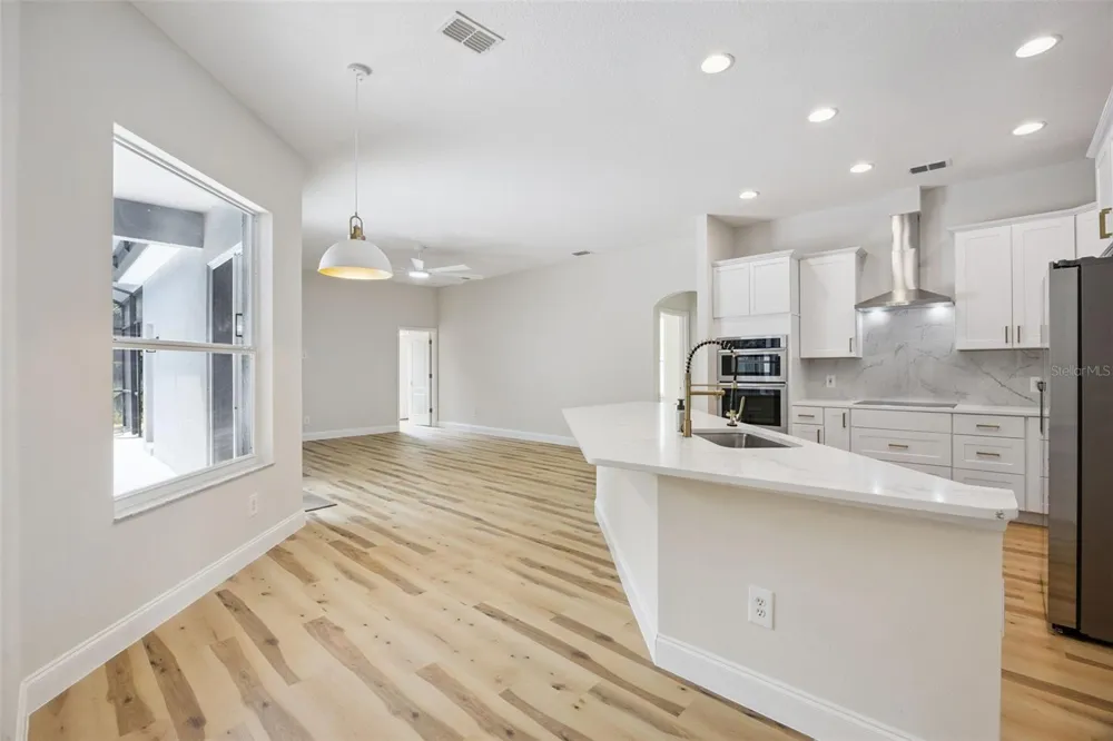 418 COVERED BRIDGE DRIVE Ocoee, FL 34761