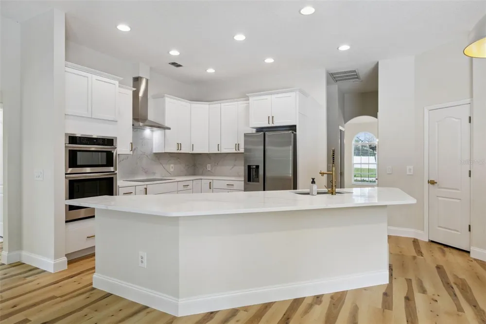 418 COVERED BRIDGE DRIVE Ocoee, FL 34761
