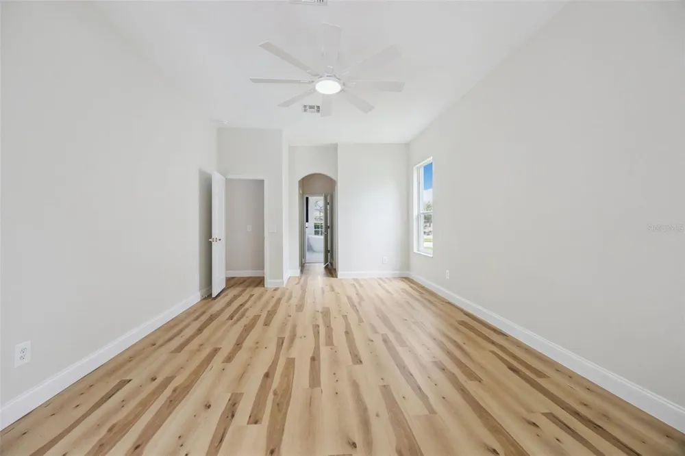 418 COVERED BRIDGE DRIVE Ocoee, FL 34761