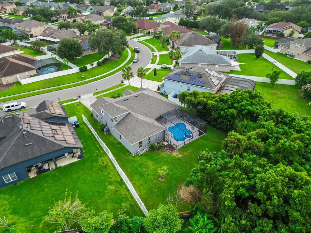 418 COVERED BRIDGE DRIVE Ocoee, FL 34761