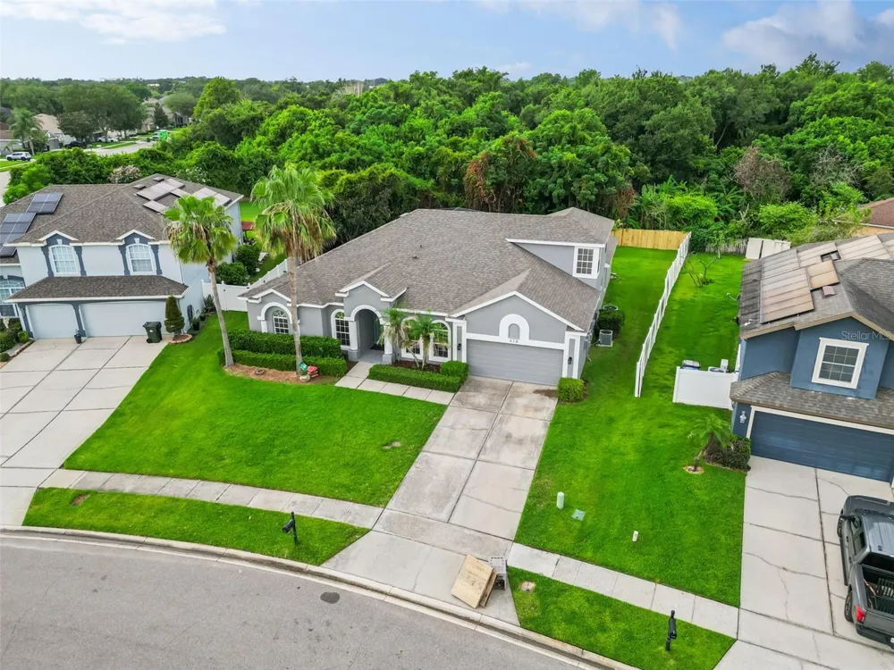 418 COVERED BRIDGE DRIVE Ocoee, FL 34761