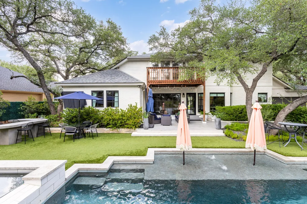 301 Copperleaf Road Lakeway, TX 78734