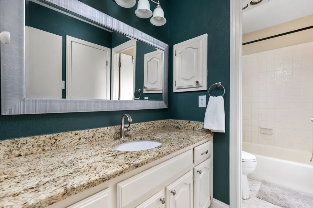 301 Copperleaf Road Lakeway, TX 78734