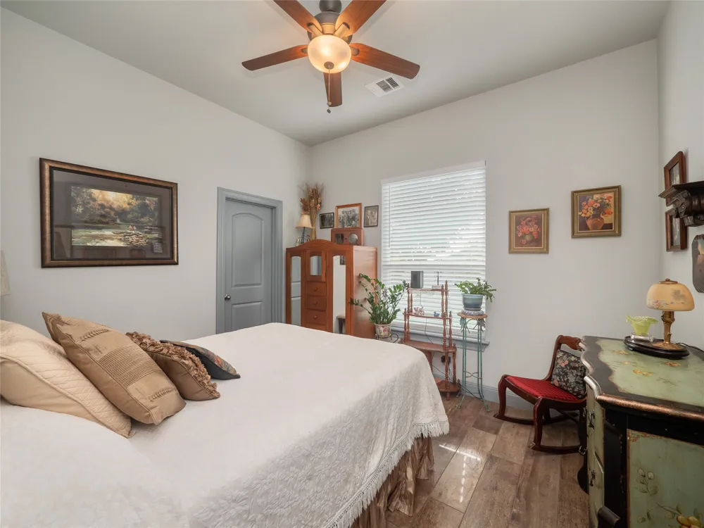 308 Buckhorn Drive Lago Vista, TX 78645