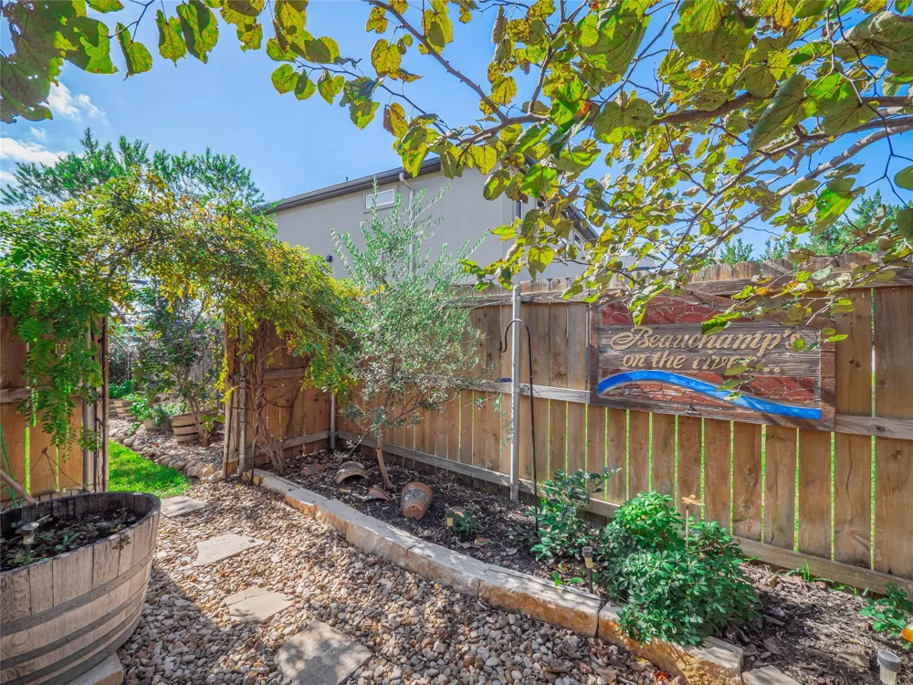 308 Buckhorn Drive Lago Vista, TX 78645