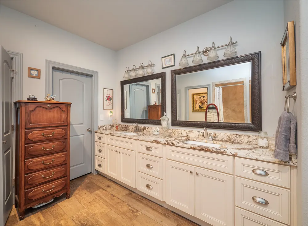 308 Buckhorn Drive Lago Vista, TX 78645