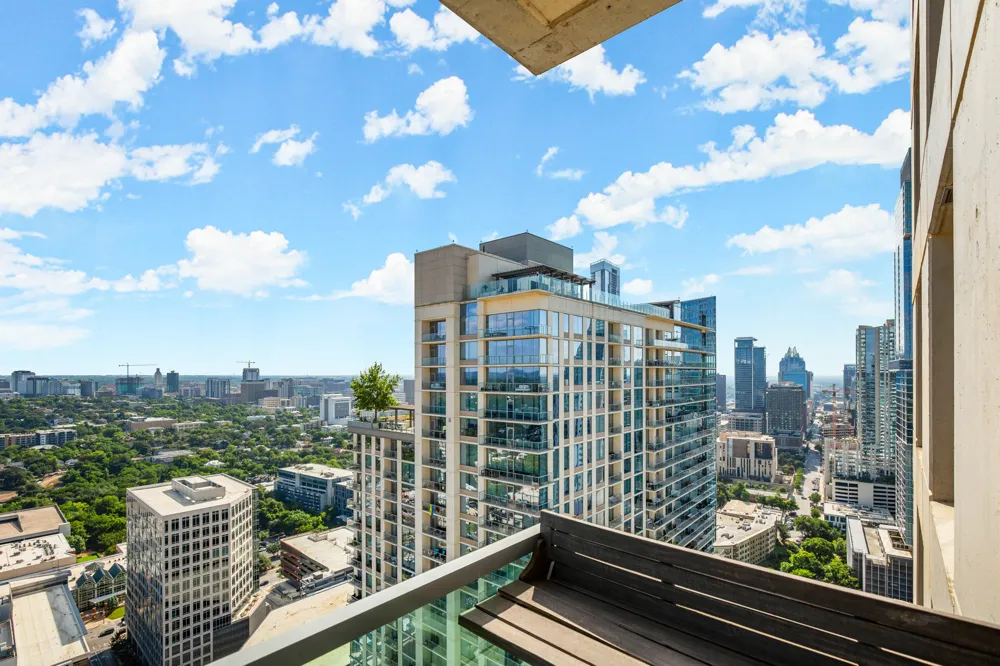 300 Bowie Street #3806 Austin, TX 78703