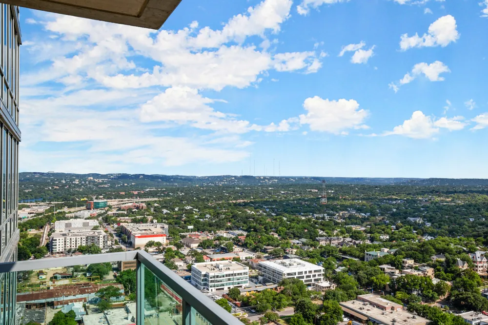 300 Bowie Street #3806 Austin, TX 78703
