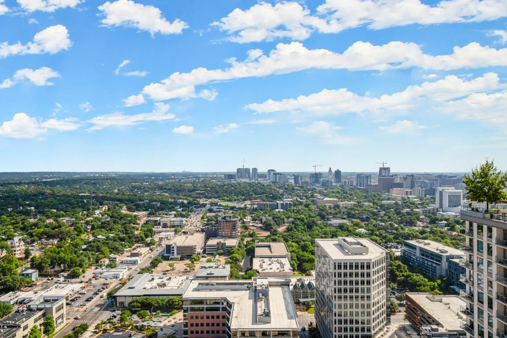 300 Bowie Street #3806 Austin, TX 78703