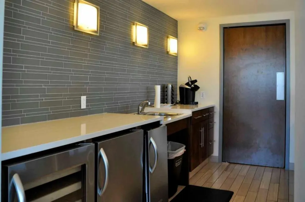 300 Bowie Street #3806 Austin, TX 78703