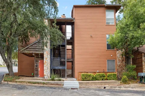 6903 Deatonhill Drive #2