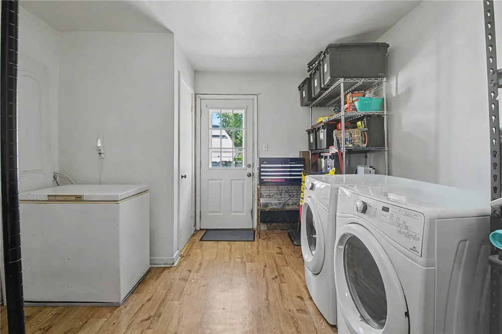 307 E Barton Street Calvert, TX 77837