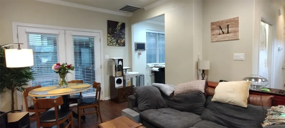 500 Kenniston Drive #B Austin, TX 78752