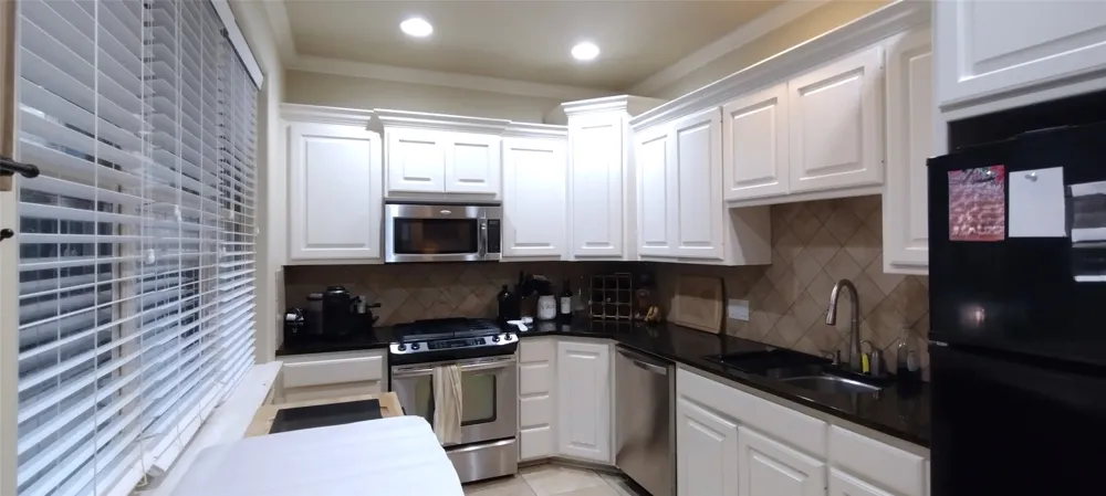 500 Kenniston Drive #B Austin, TX 78752