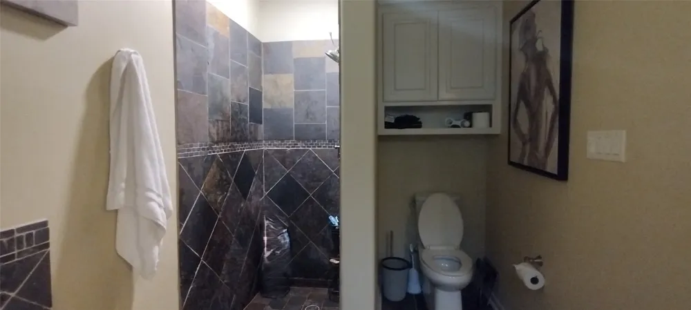 500 Kenniston Drive #B Austin, TX 78752
