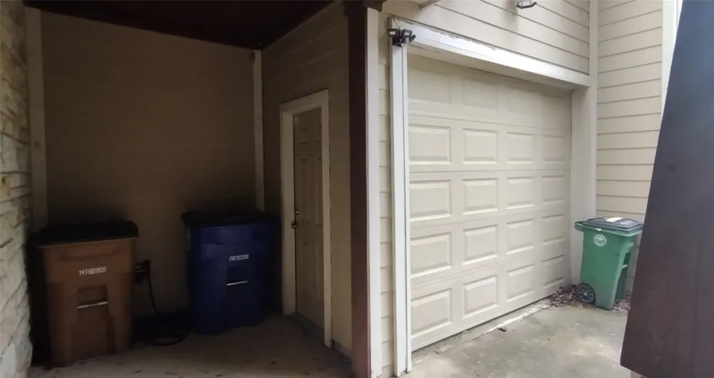 500 Kenniston Drive #B Austin, TX 78752