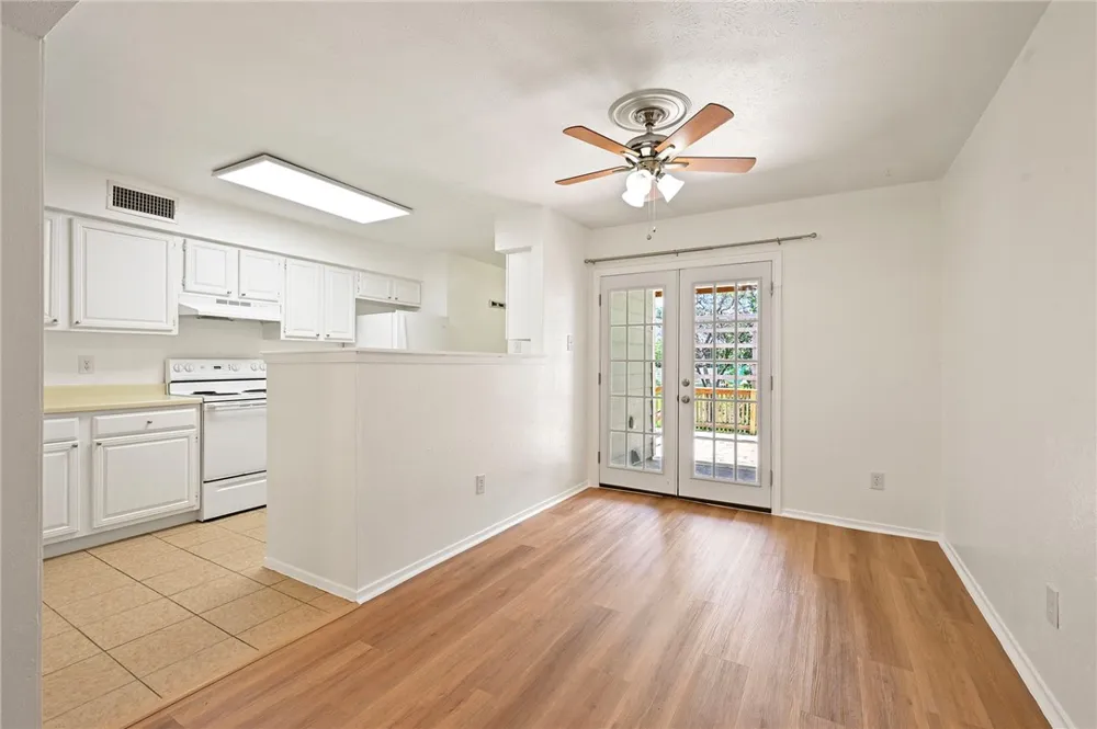 2800 Longmire Drive #9 College Station, TX 77845