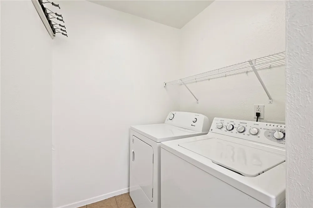 2800 Longmire Drive #9 College Station, TX 77845