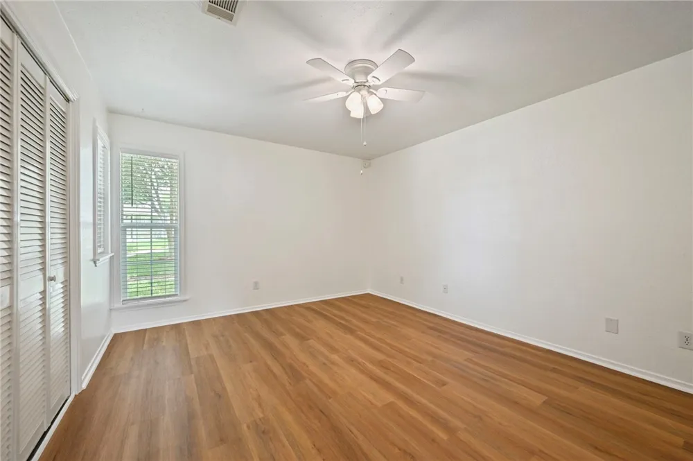 2800 Longmire Drive #9 College Station, TX 77845
