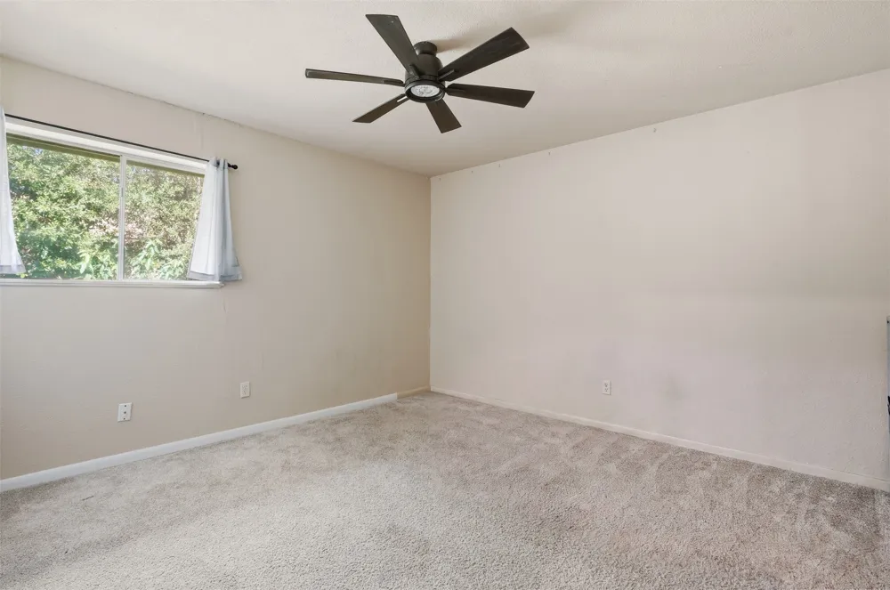 1609 Tammi Lane Taylor, TX 76574