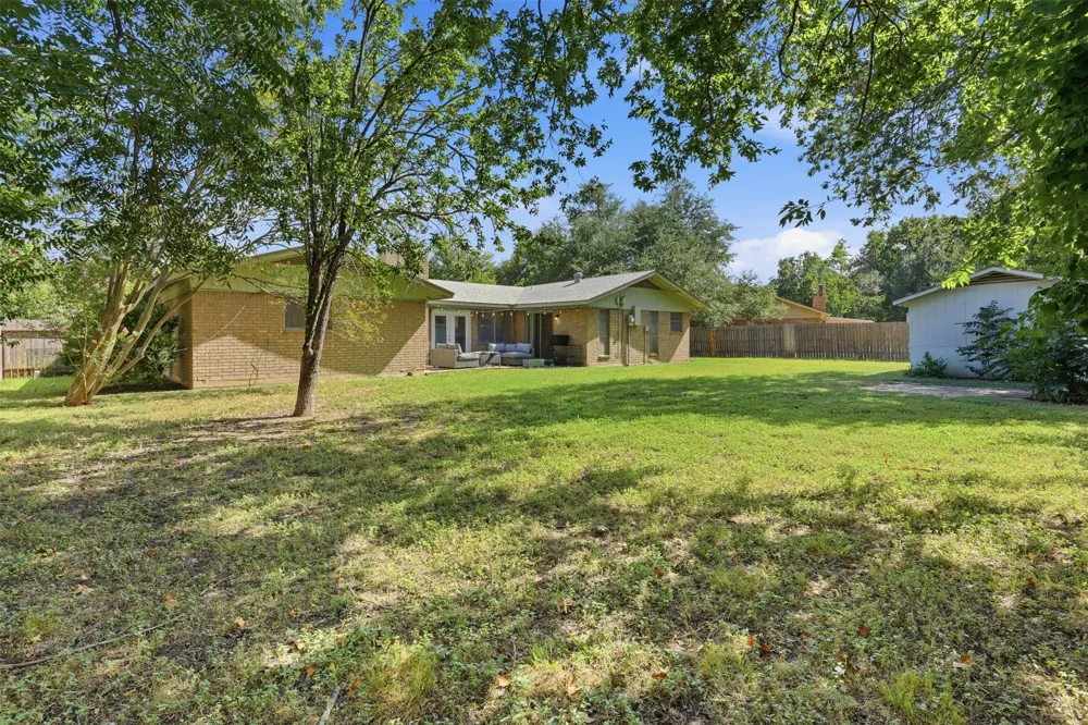 1609 Tammi Lane Taylor, TX 76574