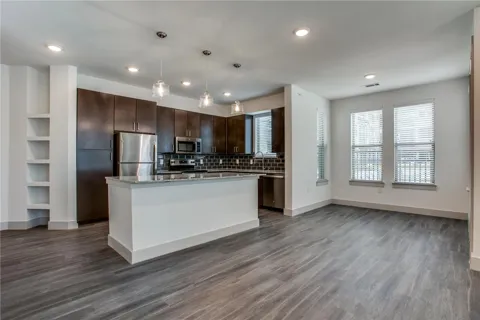 950 Town Lake Drive #6107