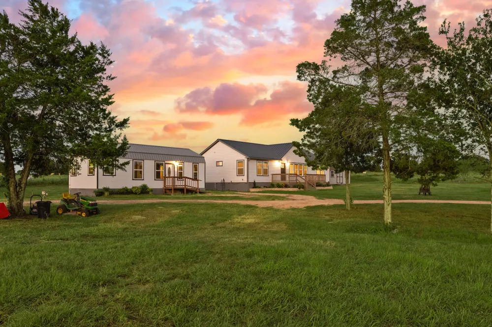 510 Wilson Road Red Rock, TX 78662