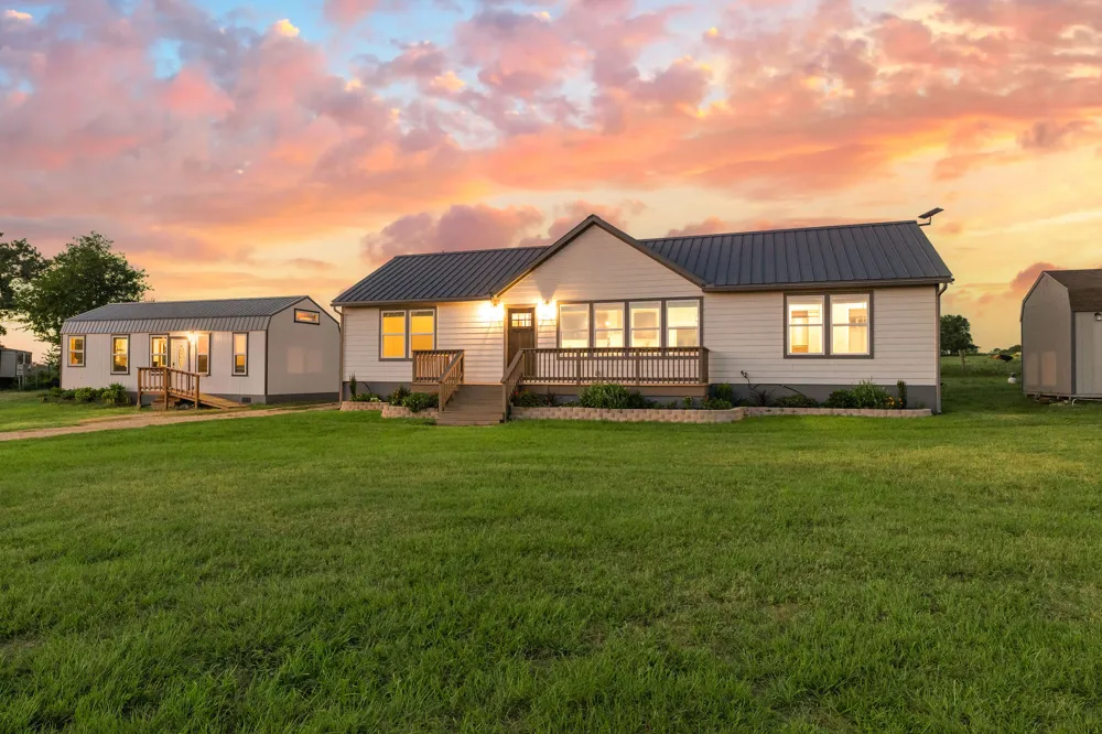 510 Wilson Road Red Rock, TX 78662