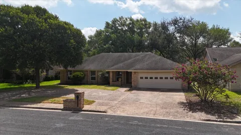 10403 Pinehurst Drive