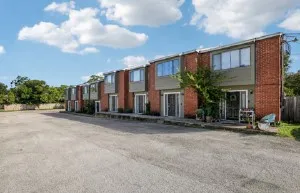 1221 W Hopkins Street #2 San Marcos, TX 78666
