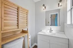1221 W Hopkins Street #2 San Marcos, TX 78666