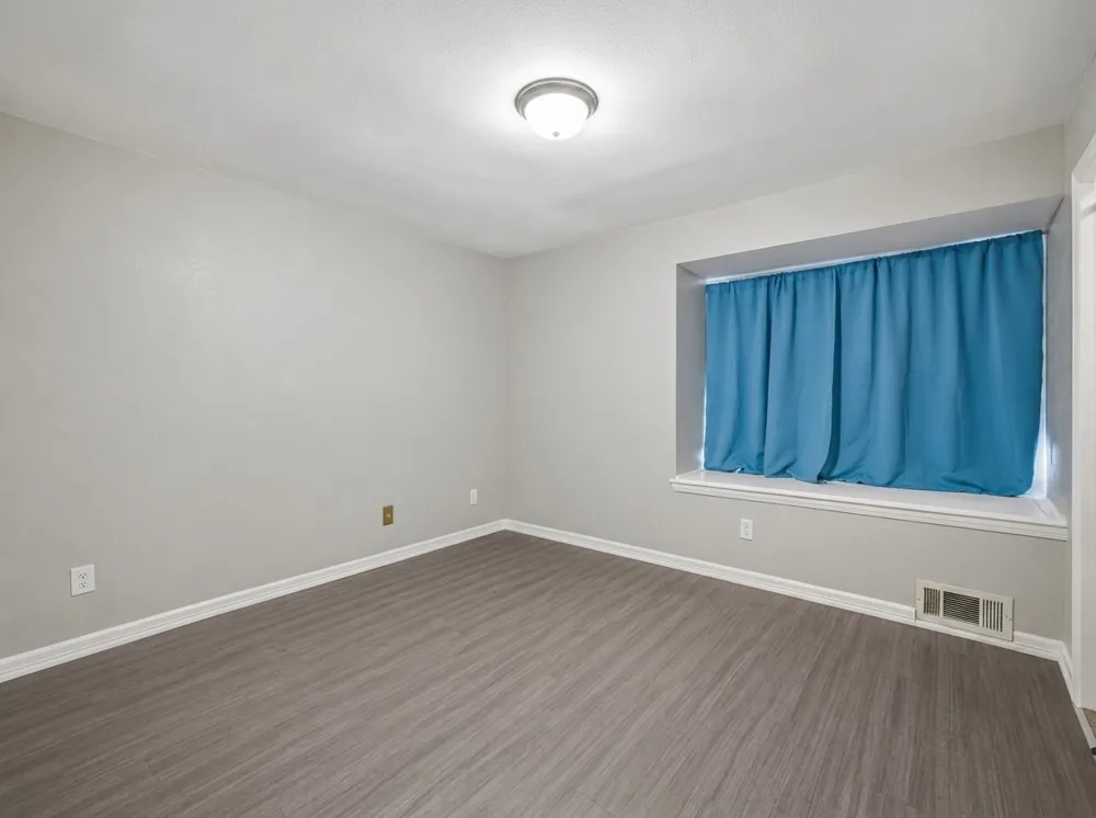 1221 W Hopkins Street #2 San Marcos, TX 78666