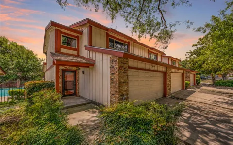 8903 Trone Circle #C