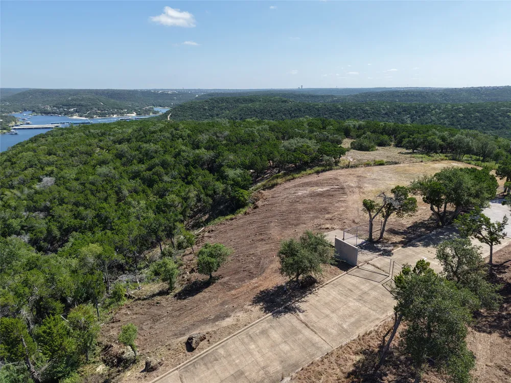 7207 Mountain Trail Austin, TX 78732