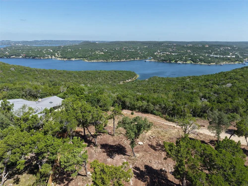 7207 Mountain Trail Austin, TX 78732
