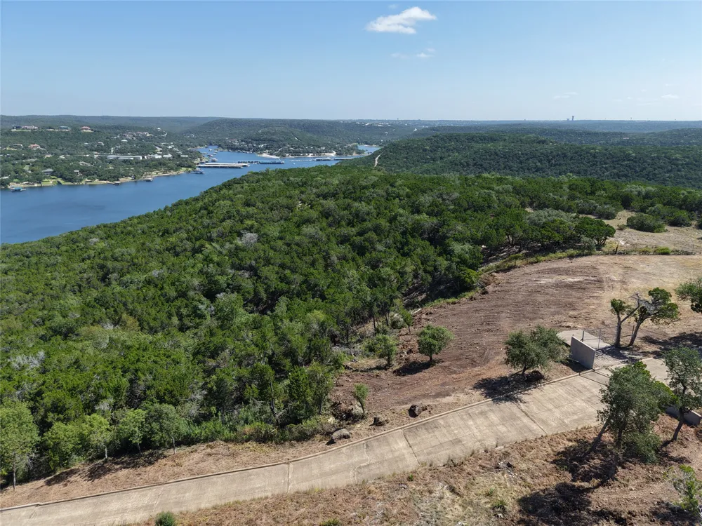 7207 Mountain Trail Austin, TX 78732