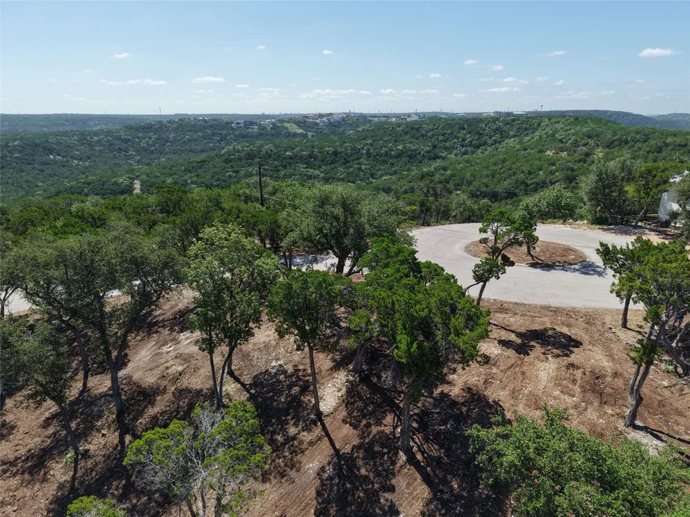 7207 Mountain Trail Austin, TX 78732