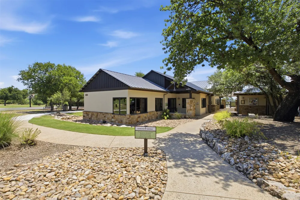 113 Corbin Avenue Georgetown, TX 78628