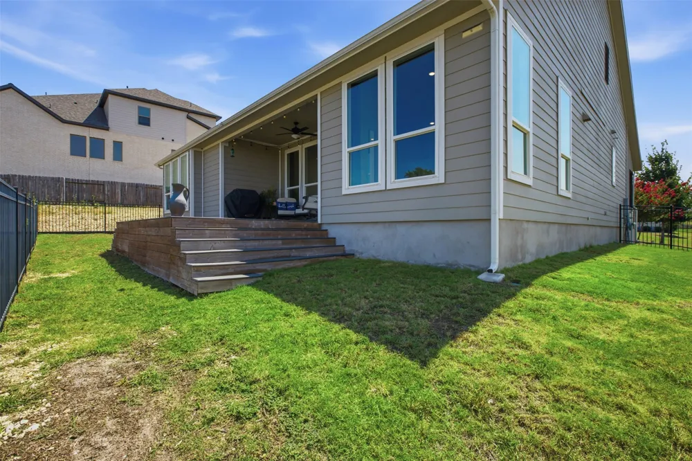 113 Corbin Avenue Georgetown, TX 78628