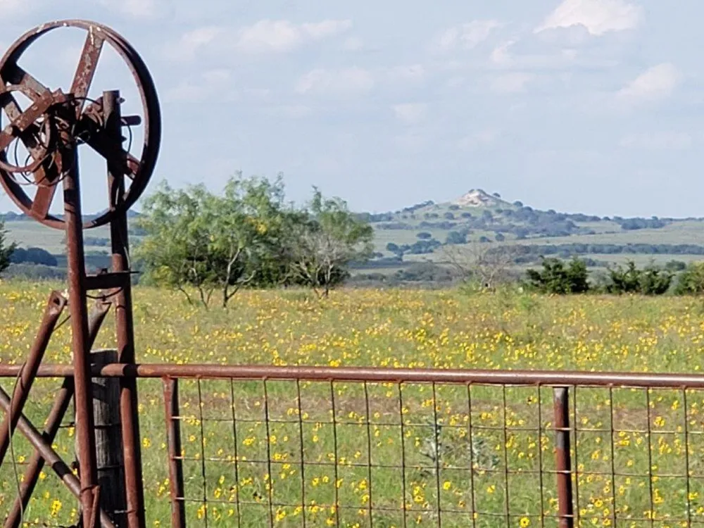 7947 County Road 1255 Lampasas, TX 76550